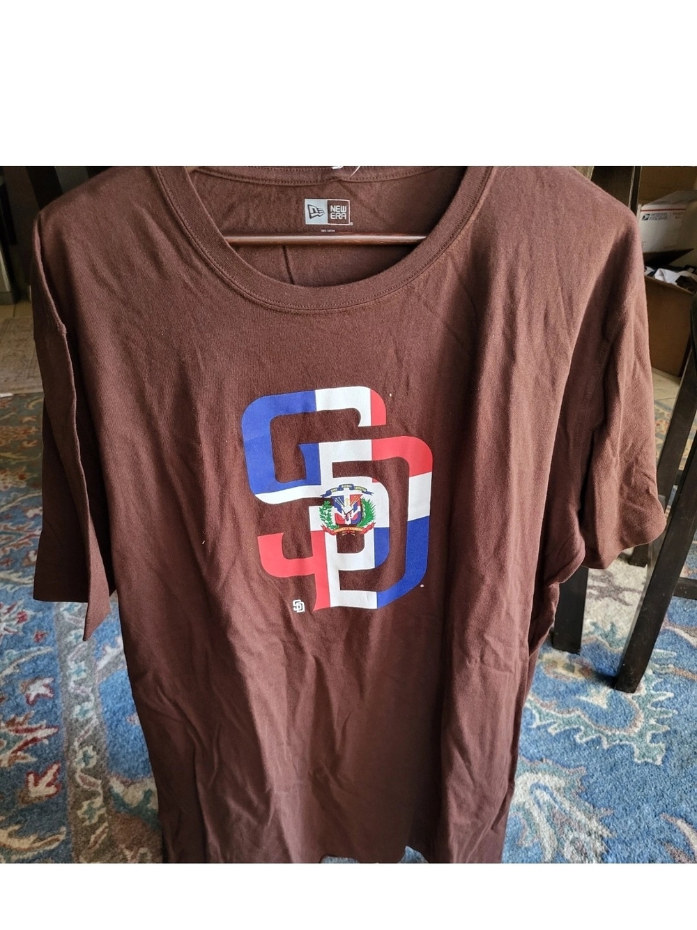 *NEW* New Era Brown San Diego Padres Dominican Republic Flag T-Shirt Men’s XL